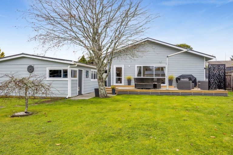 Photo of property in 30 Kahikatea Street, Inglewood, 4330