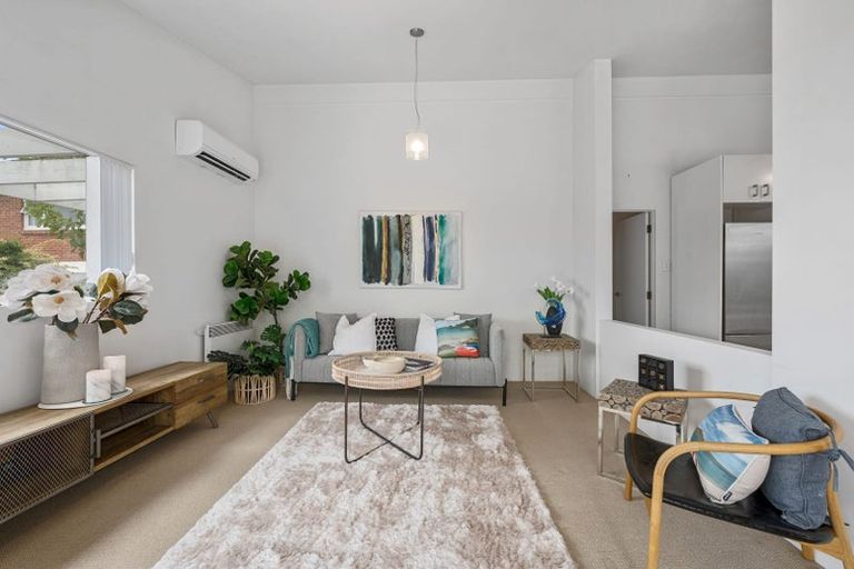 Photo of property in 1/11 Rewiti Avenue, Takapuna, Auckland, 0622