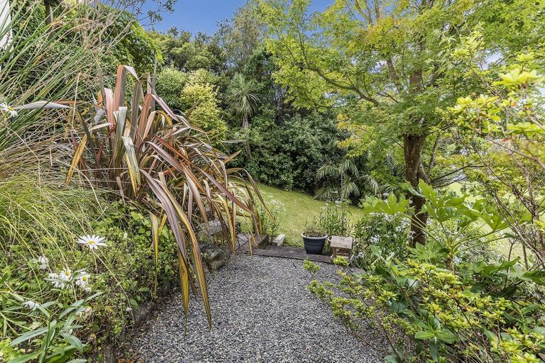 Photo of property in 14 Mckeefry Grove, Tawa, Wellington, 5028