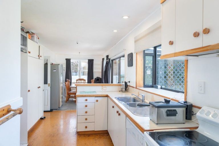 Photo of property in 23 Weka Grove, Elderslea, Upper Hutt, 5018