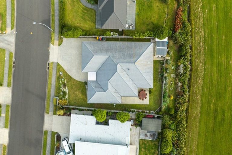 Photo of property in 15 Reel Road, Athenree, Waihi Beach, 3611