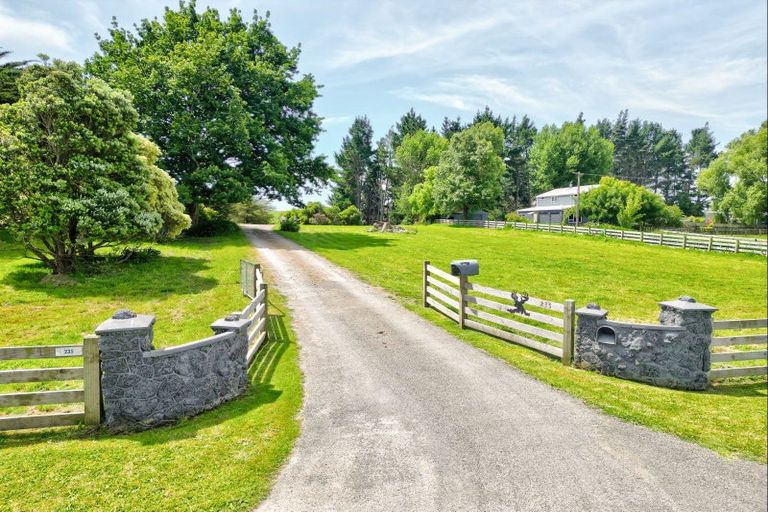 Photo of property in 235 No 2 Line, Okoia, Whanganui, 4572
