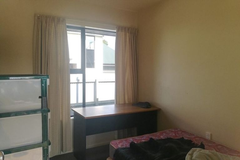 Photo of property in 57 Staveley Street, Avonhead, Christchurch, 8042