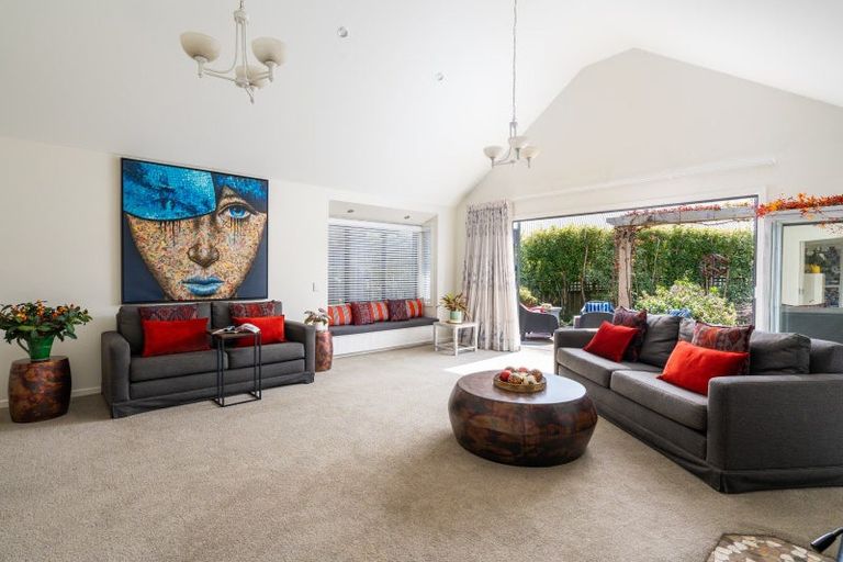 Photo of property in 7 Haines Grove, Rainbow Point, Taupo, 3330