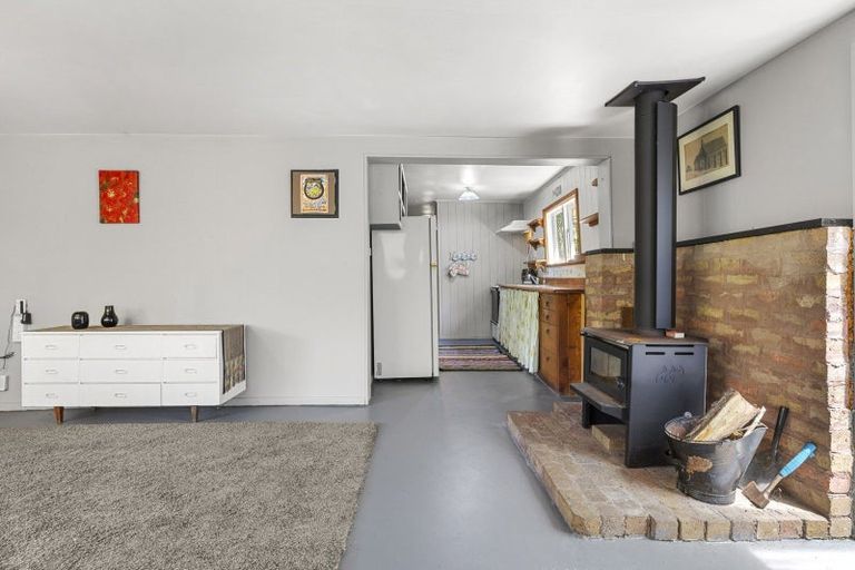 Photo of property in 28 Cross Street, Raglan, 3225