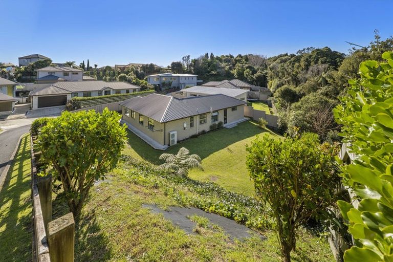 Photo of property in 4 Fern Lane, Whalers Gate, New Plymouth, 4310