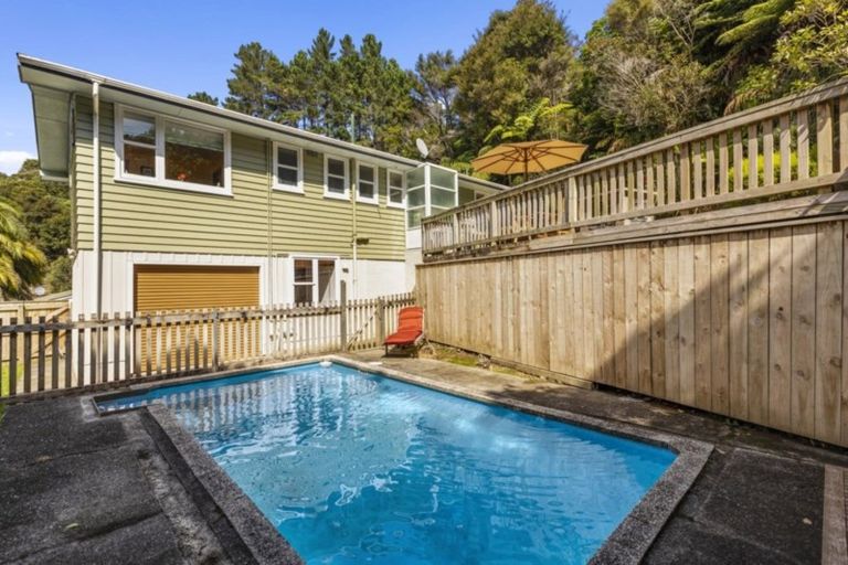 Photo of property in 59 Bird Grove, Stokes Valley, Lower Hutt, 5019