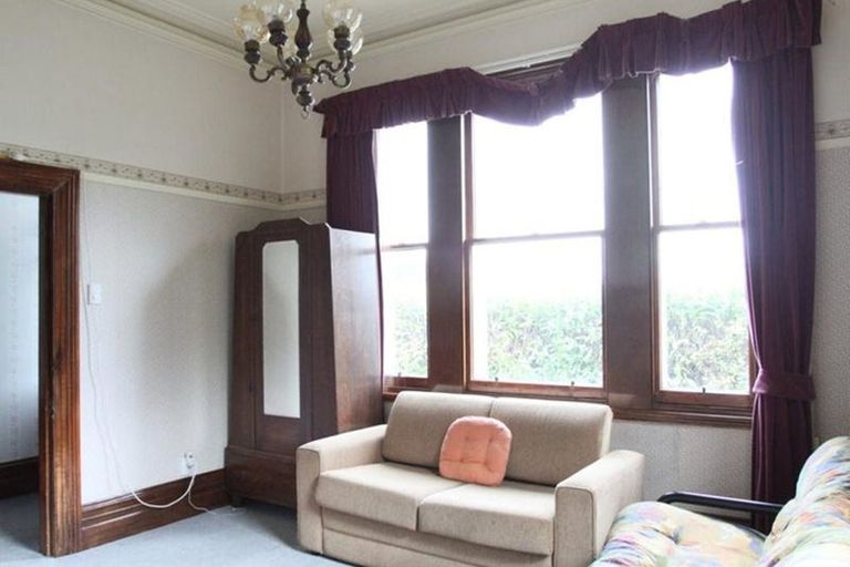 Photo of property in 70 Gladstone Road, Dalmore, Dunedin, 9010