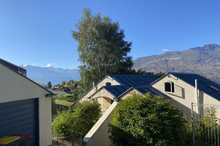 Photo of property in 34 Lochy Road, Fernhill, Queenstown, 9300