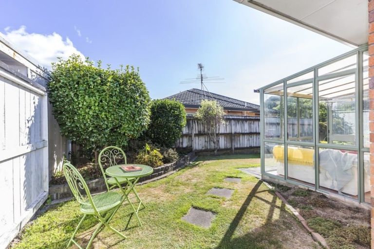 Photo of property in 62a Oxford Street, Tawa, Wellington, 5028