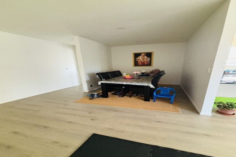 Photo of property in 61a Archibald Road, Kelston, Auckland, 0602