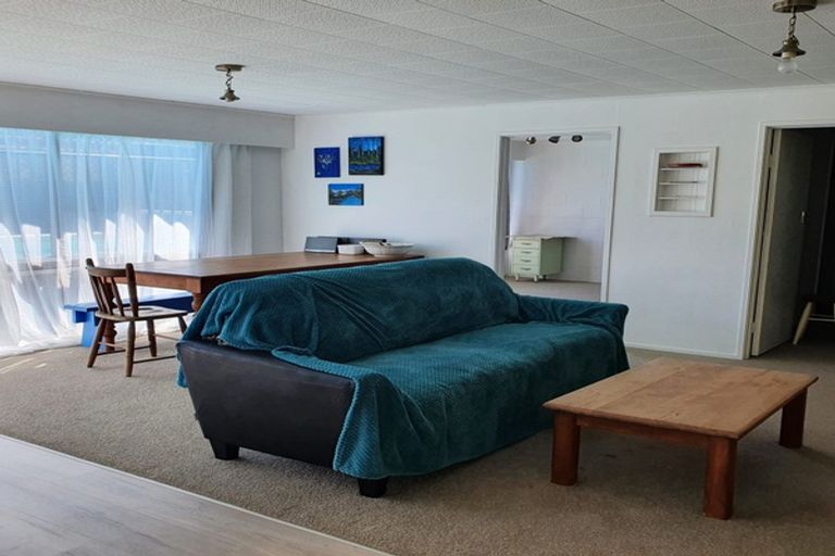 Photo of property in 3 Pengelly Place, Parakai, 0830