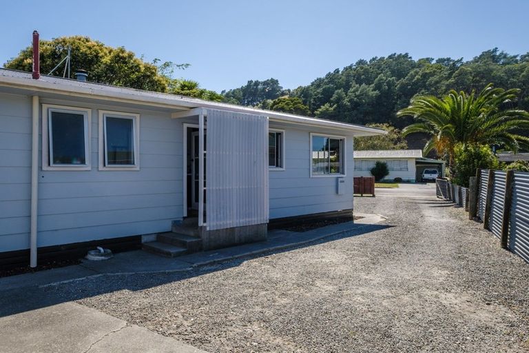 Photo of property in 23 Paraone Road, Tamarau, Gisborne, 4010