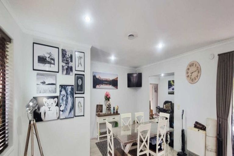 Photo of property in 20 Hoyte Place, Pukehangi, Rotorua, 3015