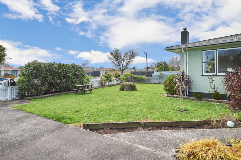 Photo of property in 188 Tremaine Avenue, Westbrook, Palmerston North, 4412