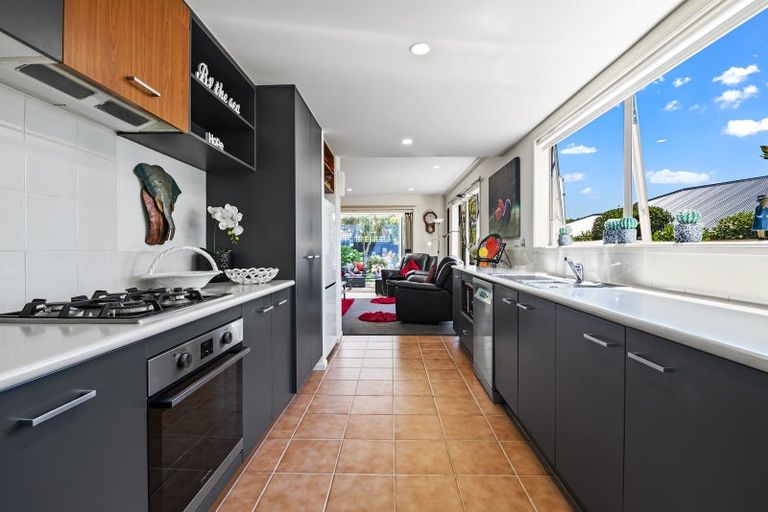 Photo of property in 46 Millennial Way, Orewa, 0931