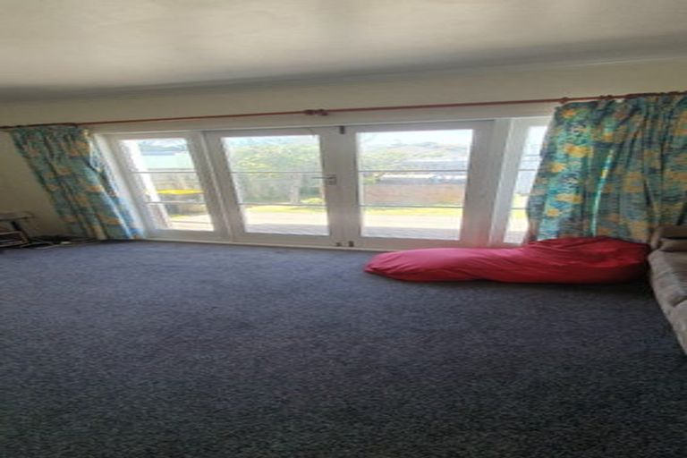 Photo of property in 37 Te Whiti Street, Kilbirnie, Wellington, 6022