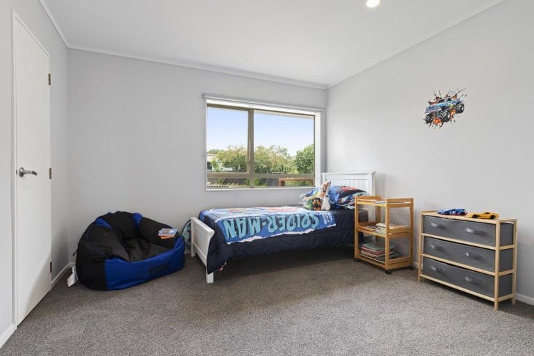 Photo of property in 2/32 Prospect Terrace, Pukekohe, 2120