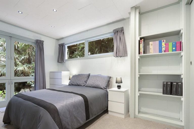 Photo of property in 47 Tainui Road, Titirangi, Auckland, 0604