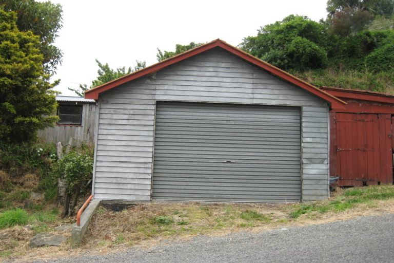 Photo of property in 96 Oxford Street, Lyttelton, 8082