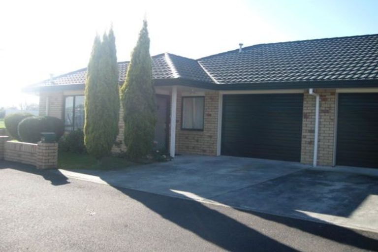 Photo of property in 714 Pioneer Highway, Takaro, Palmerston North, 4412
