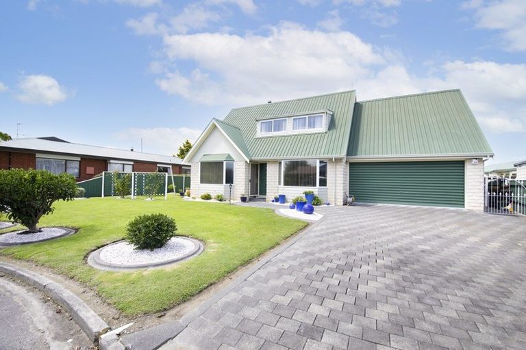 Photo of property in 53 Auckland Road, Greenmeadows, Napier, 4112