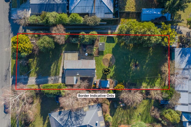 Photo of property in 34 Burnett Street, Oxford, 7430