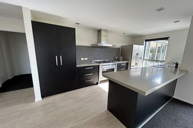 Photo of property in 24 Old Station Avenue, Wanaka, 9305