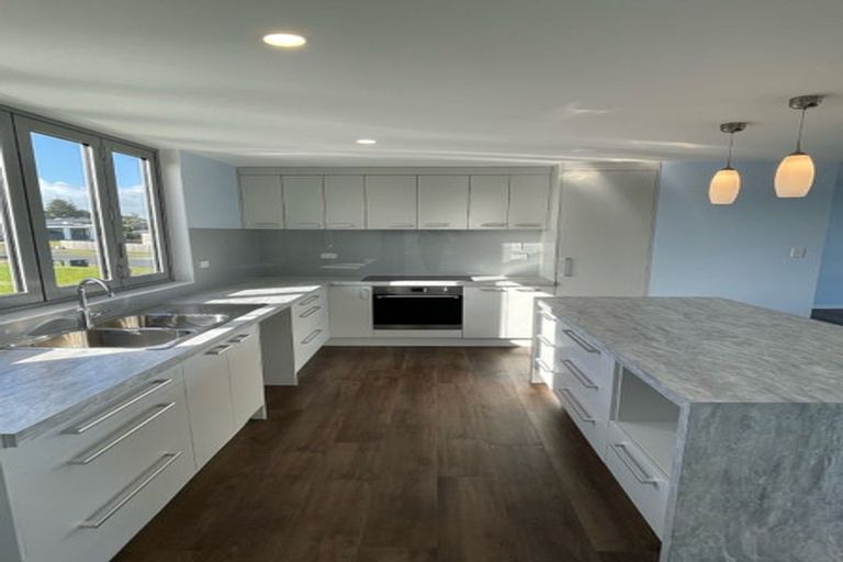 Photo of property in 42 Sunset Drive, Baylys Beach, 0377