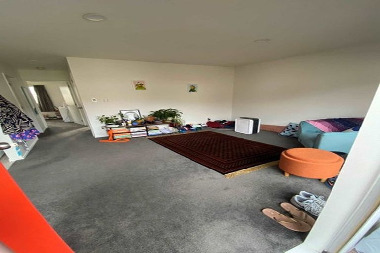 Photo of property in 16a Dowding Street, Melville, Hamilton, 3206