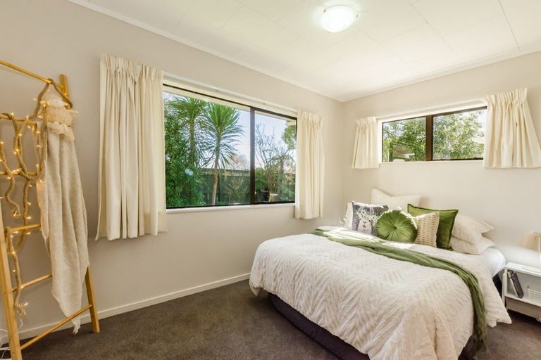 Photo of property in 81 Elizabeth Street, Waikanae, 5036