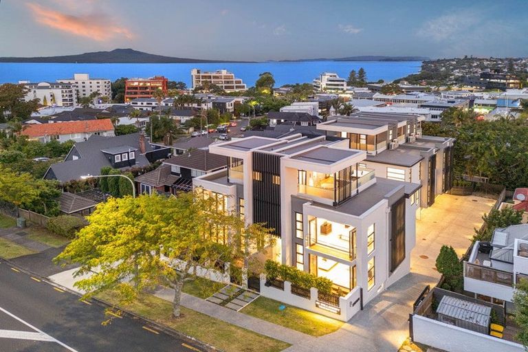 Photo of property in 16e Killarney Street, Takapuna, Auckland, 0622