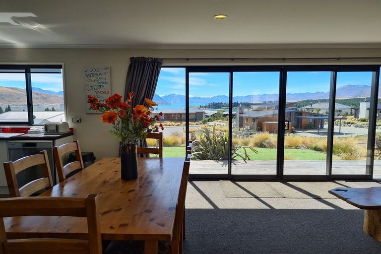 Photo of property in 6 Manning Place, Lake Tekapo, 7999
