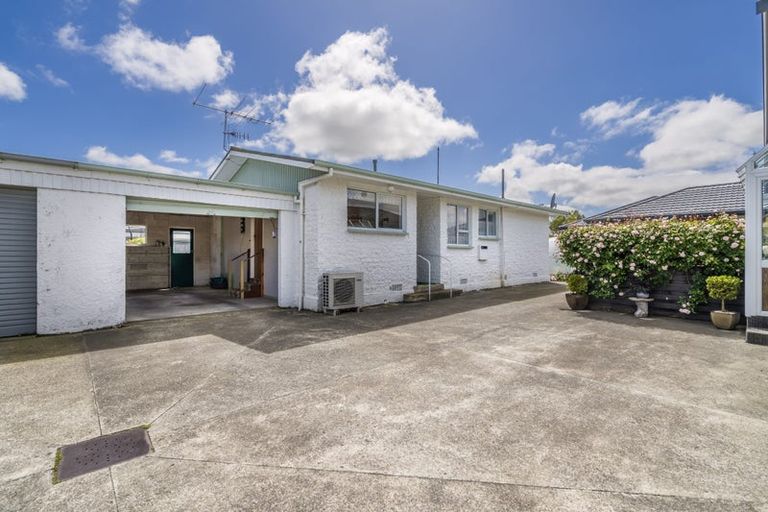 Photo of property in 251b Park Street, Winton, 9720