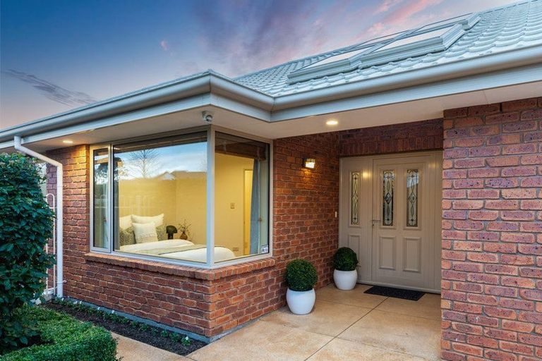 Photo of property in 1 Becmead Drive, Harewood, Christchurch, 8051