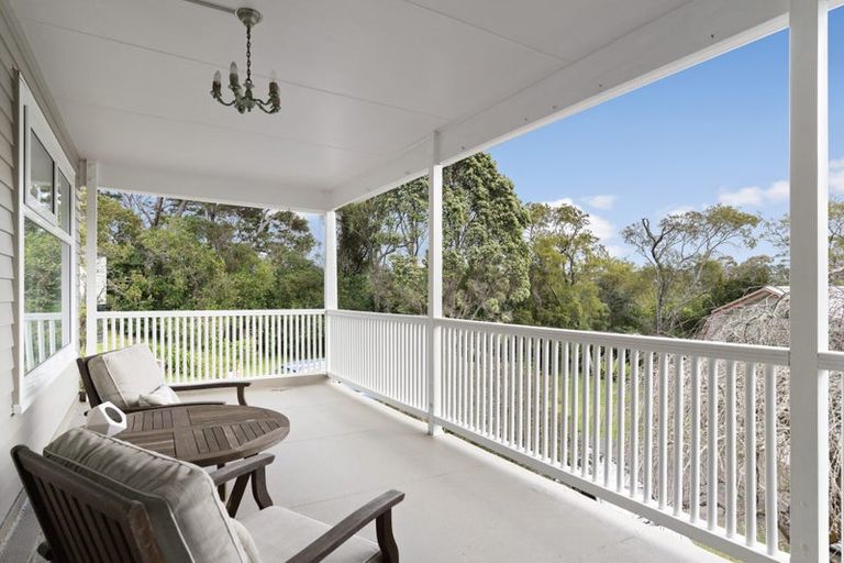 Photo of property in 15 Taioma Crescent, Te Atatu Peninsula, Auckland, 0610