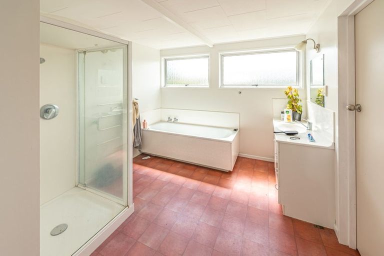 Photo of property in 1 Hurworth Place, College Estate, Whanganui, 4500