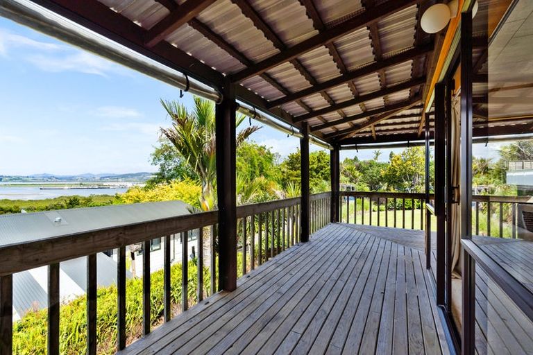 Photo of property in 70a West View Crescent, Onerahi, Whangarei, 0110