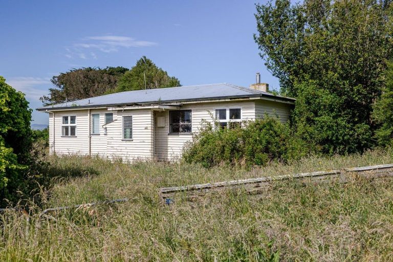 Photo of property in Mangamaire School, 205 Tutaekara Road, Pahiatua, 4987