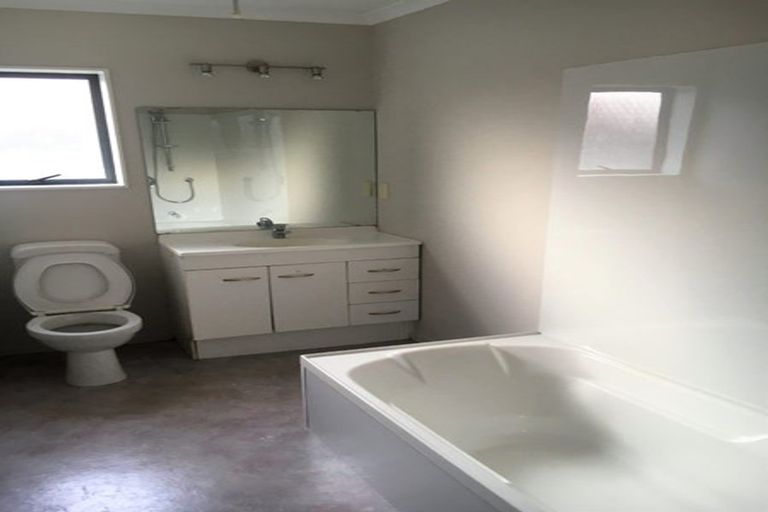 Photo of property in 171 Old Farm Road, Hamilton East, Hamilton, 3216