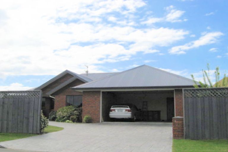 Photo of property in 25 Panckhurst Drive, Woodend, 7610