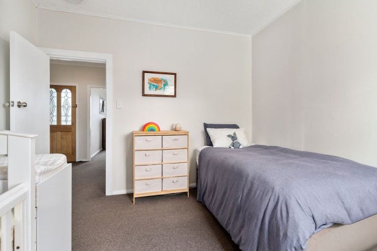 Photo of property in 4 Mckenzie Terrace, Carterton, 5713