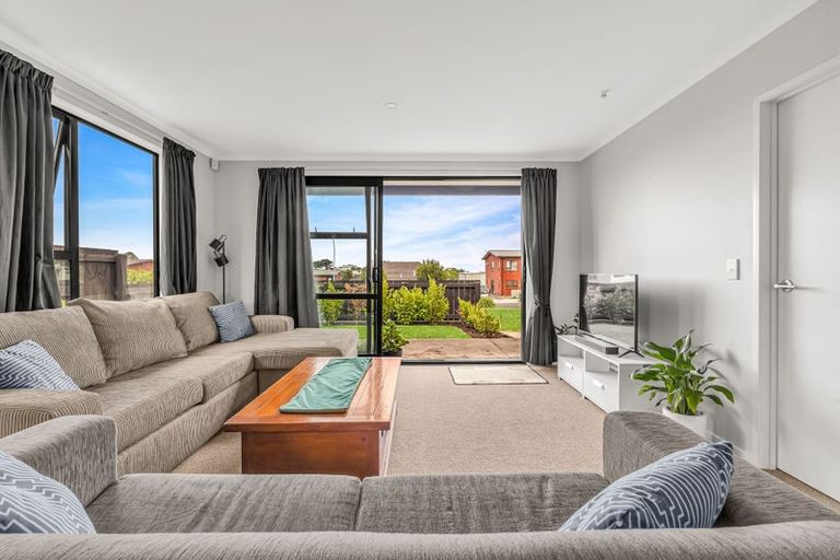 Photo of property in 94b Banks Street, Marfell, New Plymouth, 4310