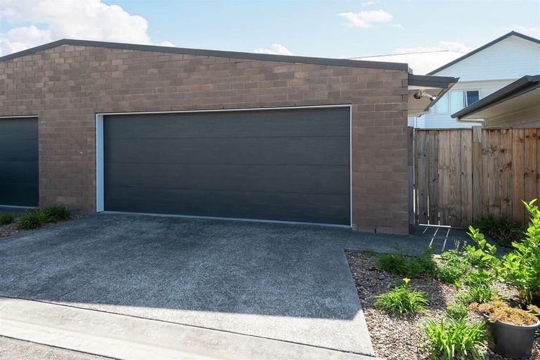 Photo of property in 48 Pencaitland Drive, Flat Bush, Auckland, 2019