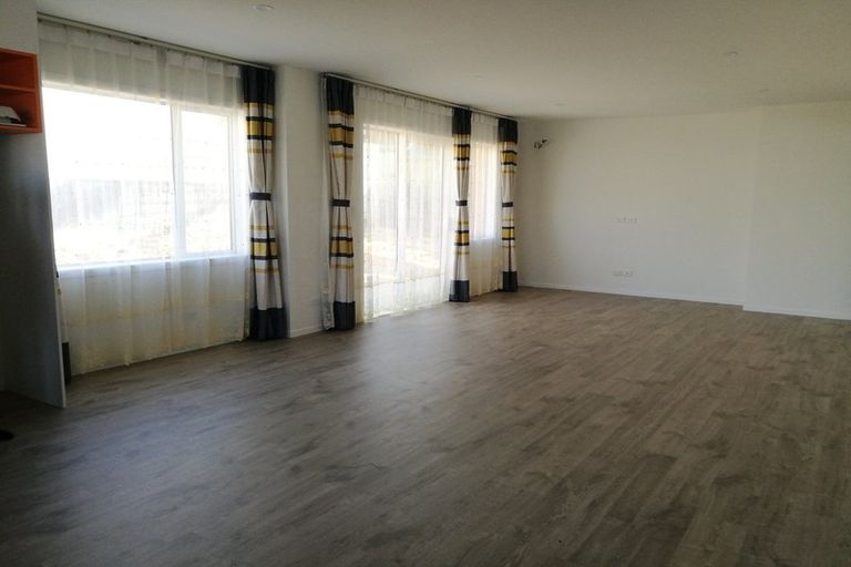 Photo of property in 111 Mountbatten Avenue, Hillcrest, Auckland, 0627