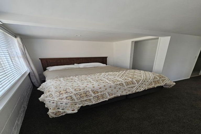 Photo of property in 19 Hutchinsons Road, Bucklands Beach, Auckland, 2014