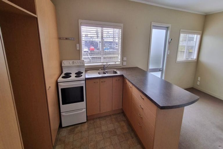 Photo of property in 38 May Street, Mount Maunganui, 3116