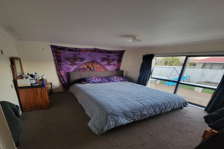 Photo of property in 96 Parrs Cross Road, Henderson, Auckland, 0612