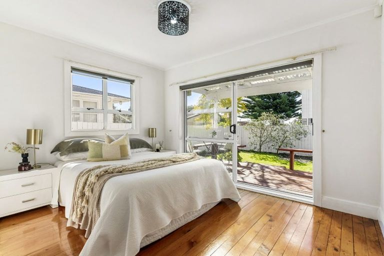 Photo of property in 1/43 Rimu Street, New Lynn, Auckland, 0600