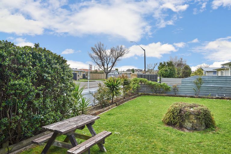 Photo of property in 188 Tremaine Avenue, Westbrook, Palmerston North, 4412